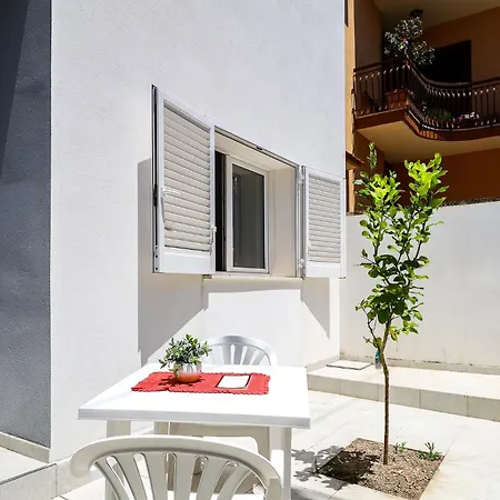 Umberto I By Casa Di Marco Apartment *